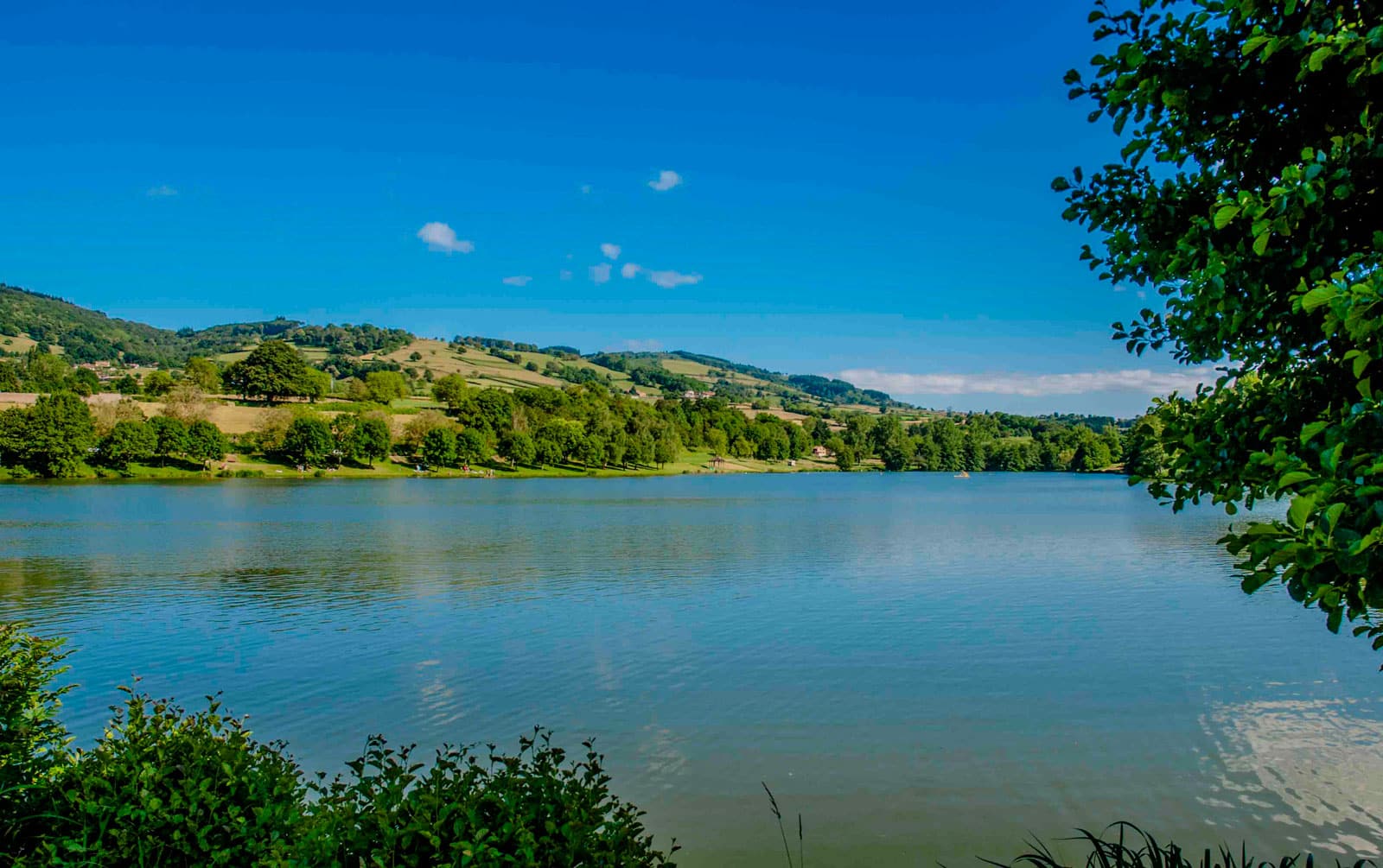 camping bord de lac Bourgogne